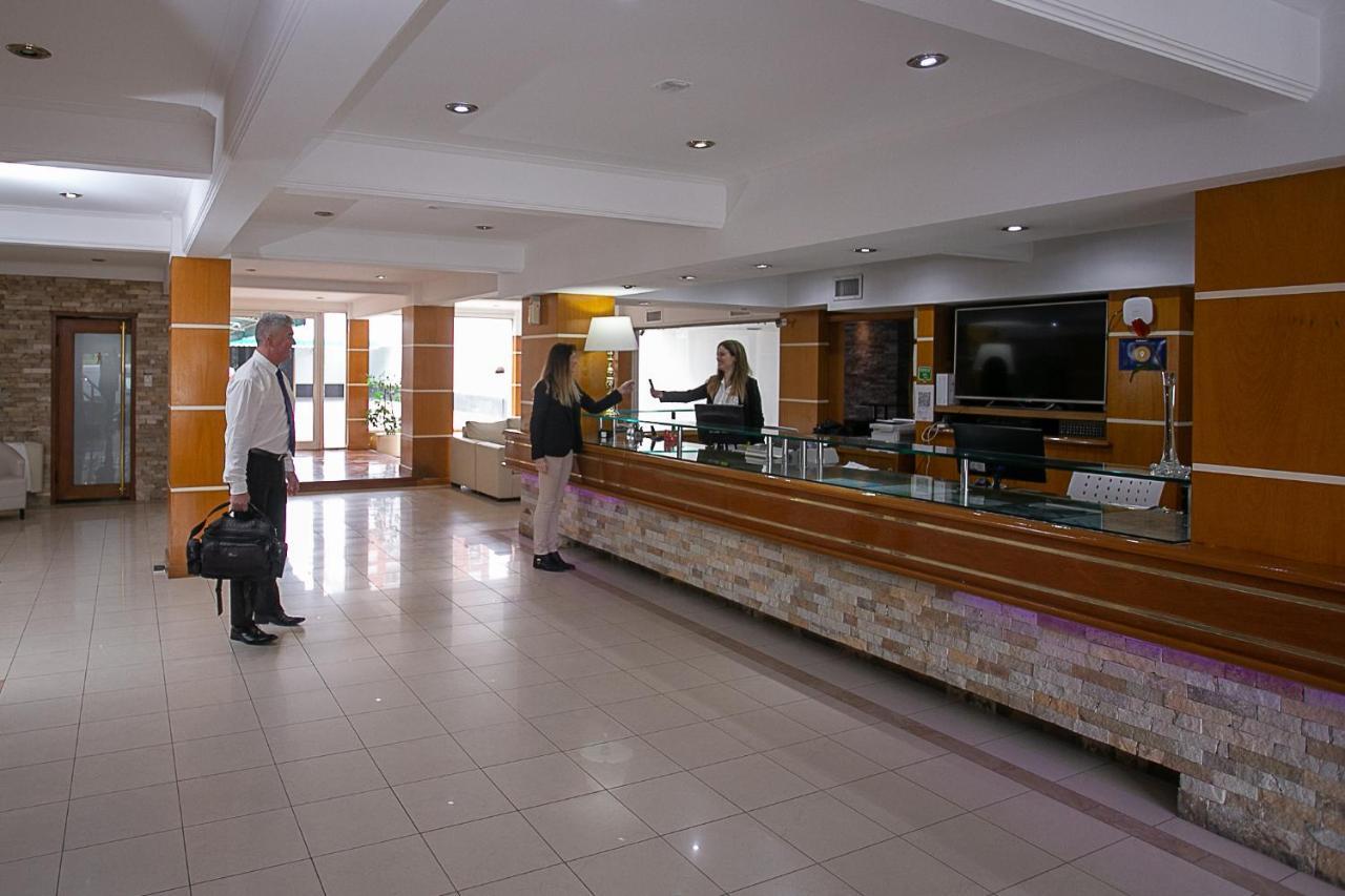 Hotel Dior Tandil Exteriér fotografie