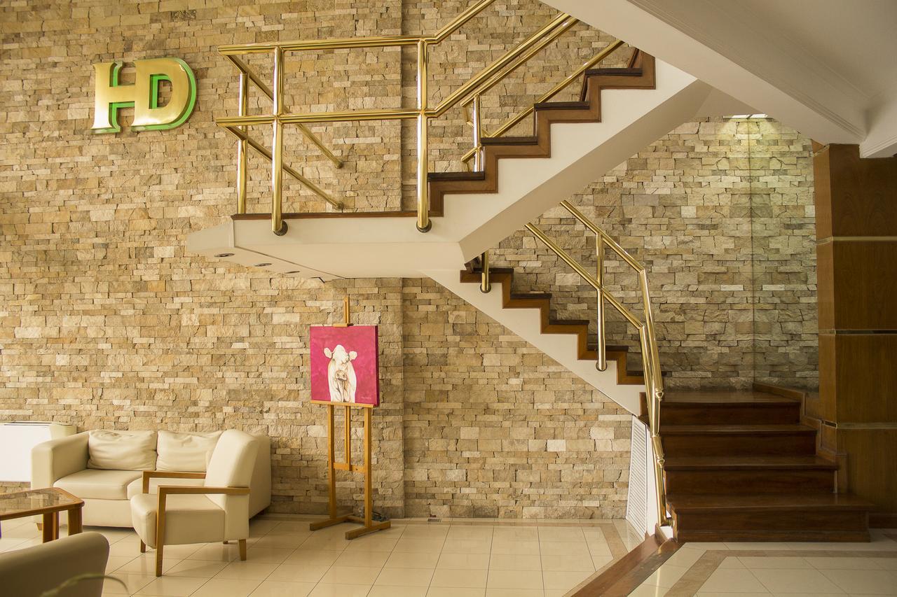 Hotel Dior Tandil Exteriér fotografie
